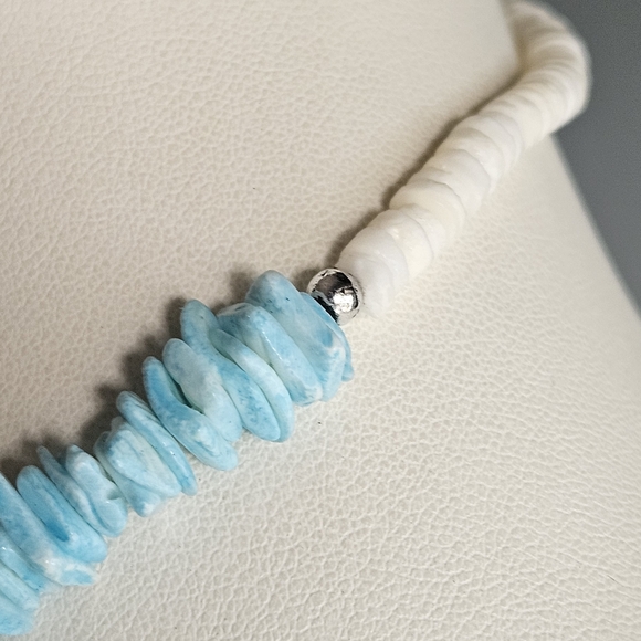 Blue Puka Shell Collar Necklace Vintage Hawaiian Tropical Beach Beaded Handmade - Picture 9 of 11